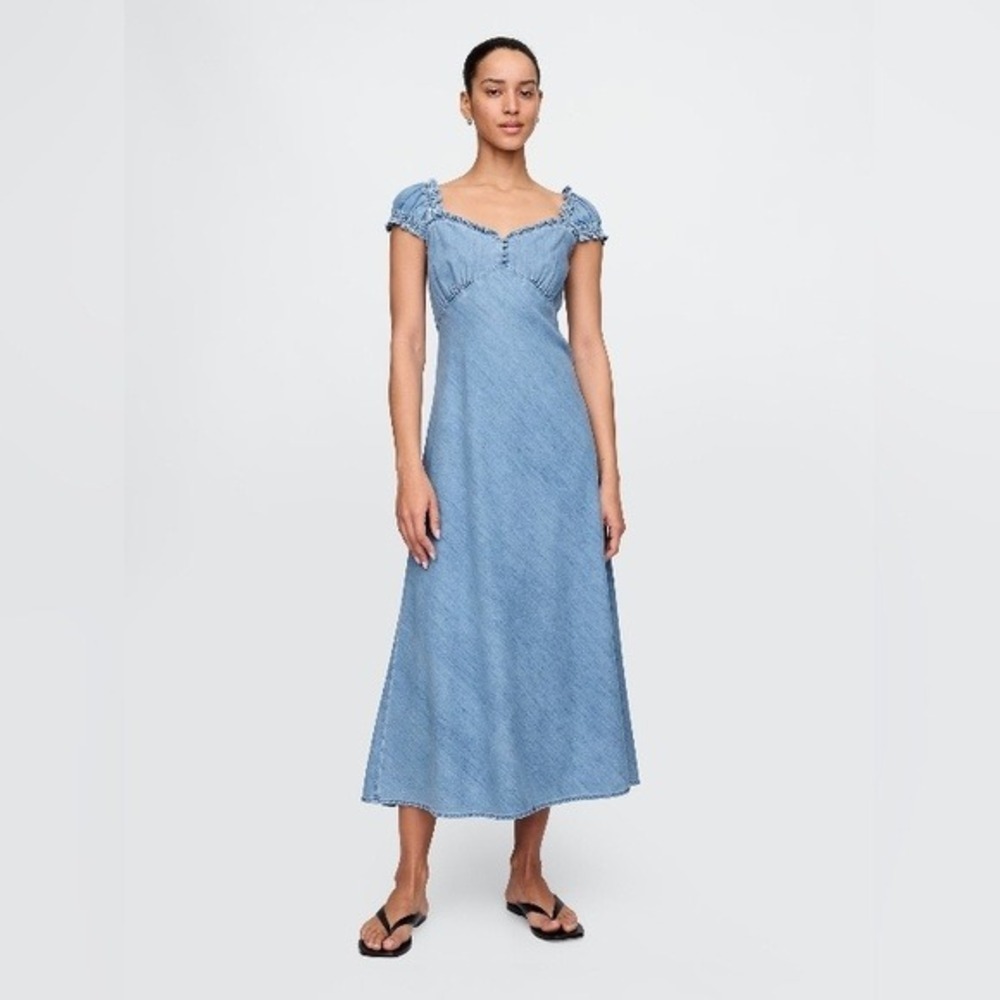 Gap Women Light Wash Denim Ruffle Midi Dress Smocked Back Cotton Blue Size M